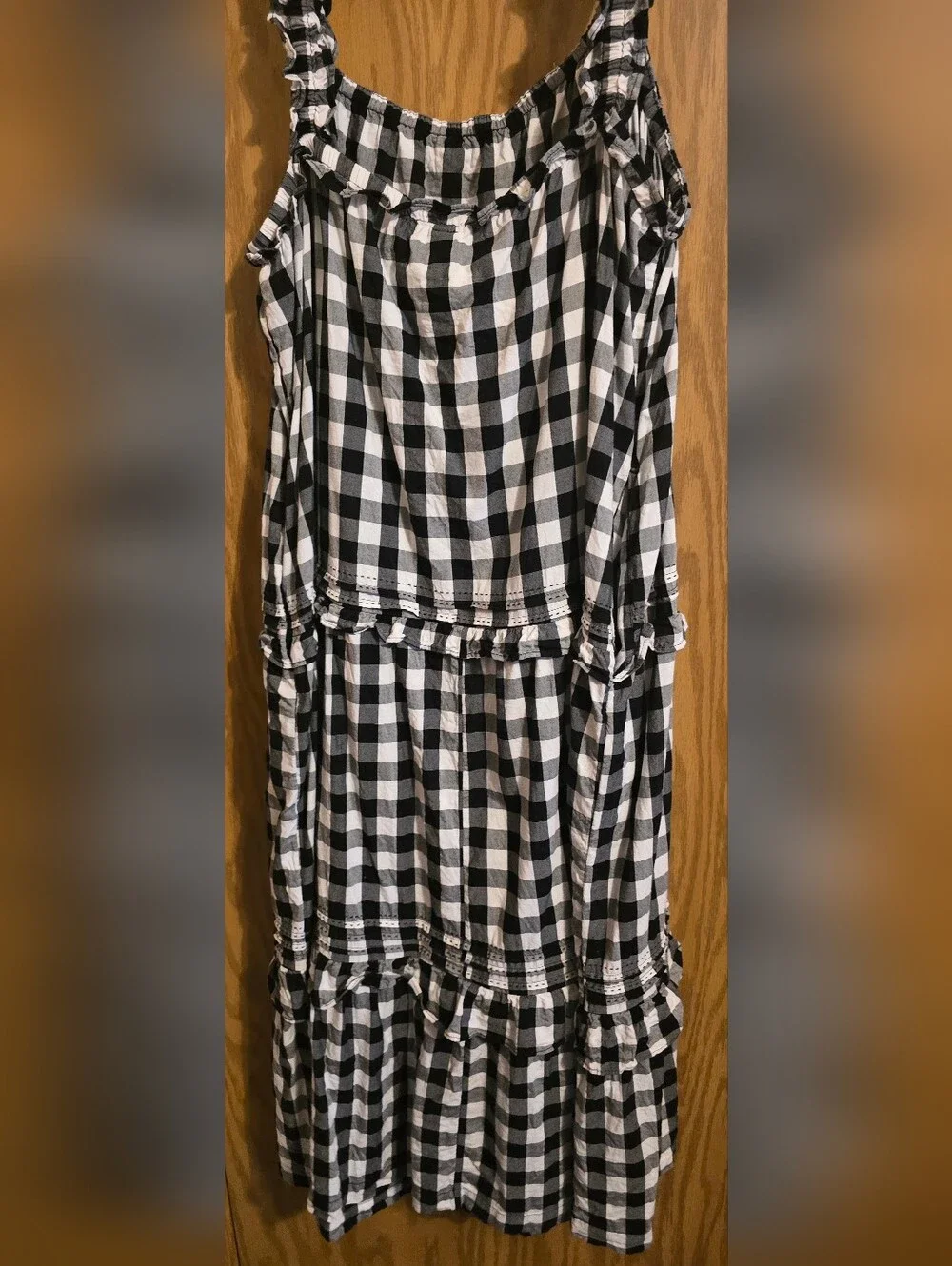 Old Navy Black and White Sleeveless Dress - Picture 2 of 4